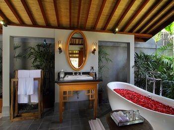 Aradhana Villa