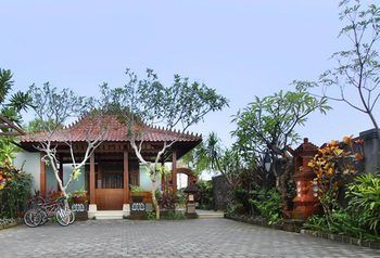 Villa Aradhana